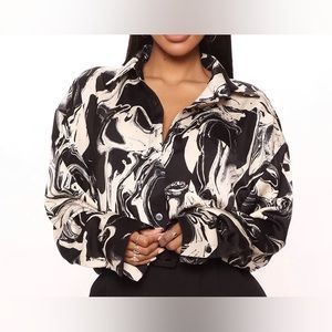 Fashion Nova button up black and white top NEW